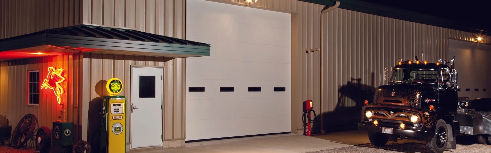 Haas 600 Series Commercial Garage Doors